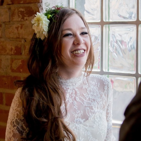 Meet your Posher, Jamie - Picture 4 of 5